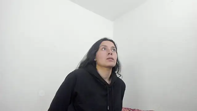 Nathaly love96 online show from December 2024 09:08:01 PM