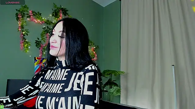 Margaret Clark  online show from April 2026 12:10:01 PM