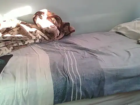 Horny208 online show from November 2025 02:06:02 PM