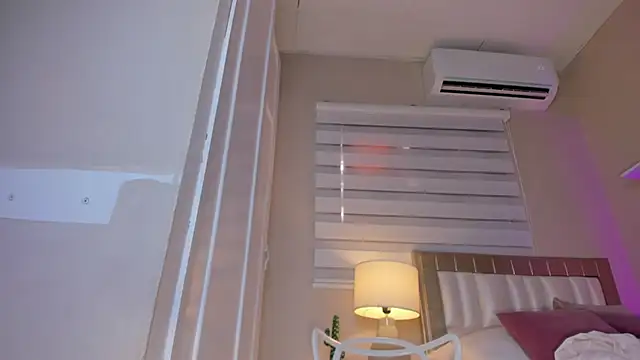 zoe sky  online show from February 2025 05:51:02 PM