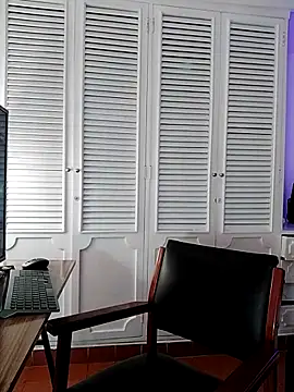 Adel Nesbiit online show from March 2026 07:42:01 PM