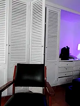 Adel Nesbiit online show from March 2026 07:40:01 PM