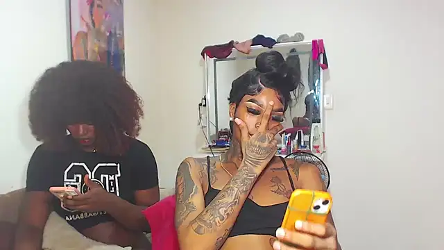 Snapshot of badgirls_cx chatting on June 2026 10:04:02 PM badgirls cx online show from June 2026 10:04:02 PM