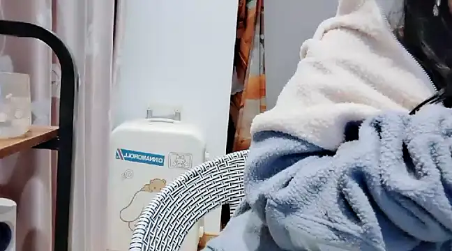 Snapshot of arena1357 chatting on December 2024 08:34:01 PM arena1357 online show from December 2024 08:34:01 PM