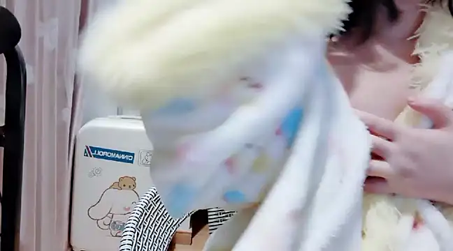 Snapshot of arena1357 chatting on January 2025 10:04:01 PM arena1357 online show from January 2025 10:04:01 PM