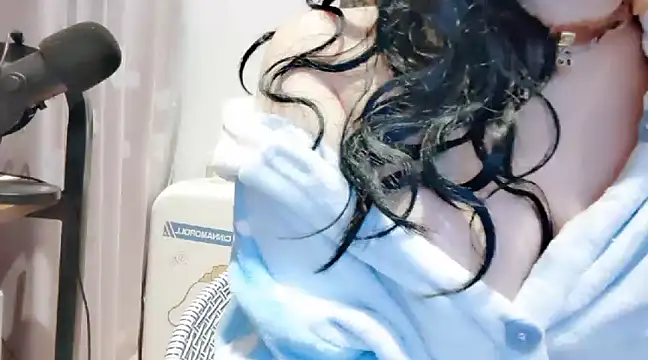 Snapshot of arena1357 chatting on February 2025 06:56:02 PM arena1357 online show from February 2025 06:56:02 PM