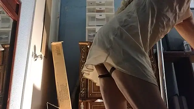 Sandrasaa online show from March 2025 04:46:01 PM