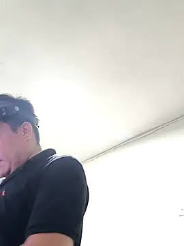 Jhonatan Morales S online show from February 2025 06:35:01 AM