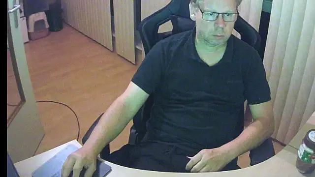 kinkyslet8 online show from September 2025 08:22:01 PM