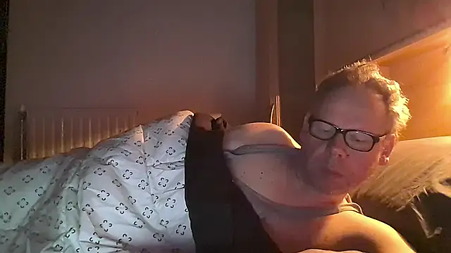 Snapshot of kinkyslet8 chatting on March 2026 05:57:02 AM kinkyslet8 online show from March 2026 05:57:02 AM