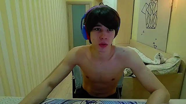 Snapshot of gayGamogey chatting on January 2026 05:37:01 PM gayGamogey online show from January 2026 05:37:01 PM