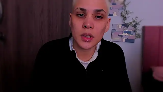 Charlee pink online show from February 2026 06:51:01 AM