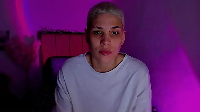 Charlee pink online show from February 2026 04:35:01 AM