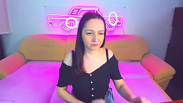 AngellLika online show from December 2024 12:59:02 PM