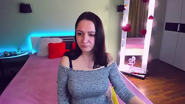 AngellLika online show from March 2025 01:26:02 PM