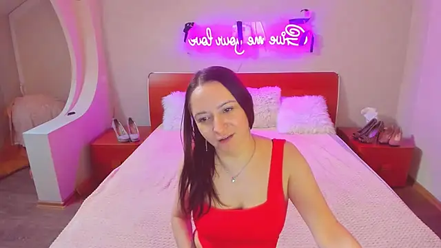 Snapshot of AngellLika chatting on May 2026 08:41:01 AM AngellLika online show from May 2026 08:41:01 AM