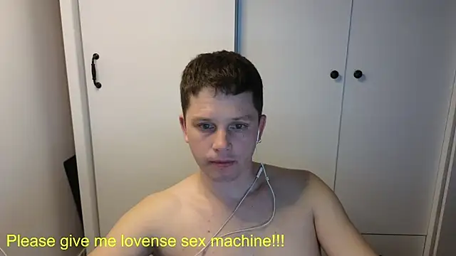 BigL0ve online show from April 2026 03:04:02 PM