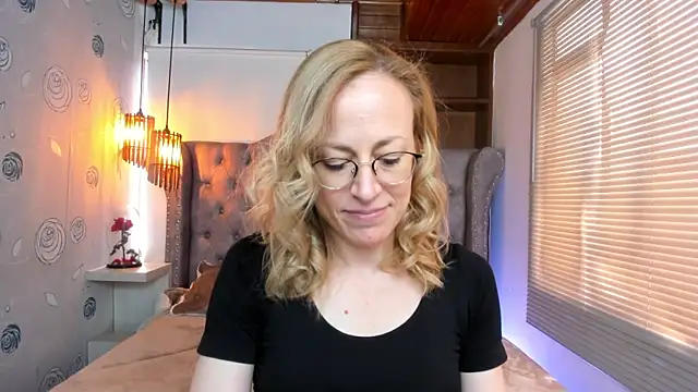 Snapshot of SammySanders chatting on January 2025 05:38:01 PM SammySanders online show from January 2025 05:38:01 PM