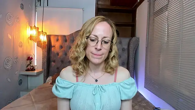 Snapshot of SammySanders chatting on January 2025 09:26:01 PM SammySanders online show from January 2025 09:26:01 PM