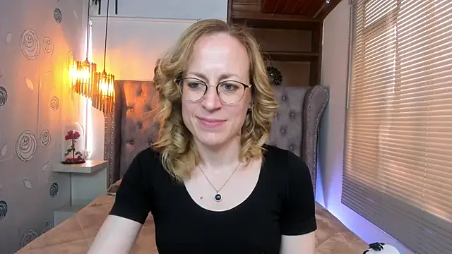 Snapshot of SammySanders chatting on February 2025 06:04:01 PM SammySanders online show from February 2025 06:04:01 PM