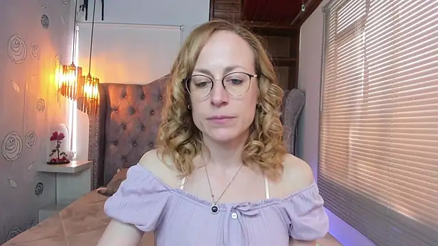 Snapshot of SammySanders chatting on February 2025 04:26:02 PM SammySanders online show from February 2025 04:26:02 PM