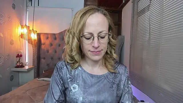 Snapshot of SammySanders chatting on March 2025 12:30:02 PM SammySanders online show from March 2025 12:30:02 PM