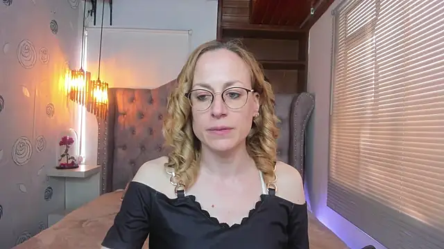 Snapshot of SammySanders chatting on March 2025 05:04:01 PM SammySanders online show from March 2025 05:04:01 PM