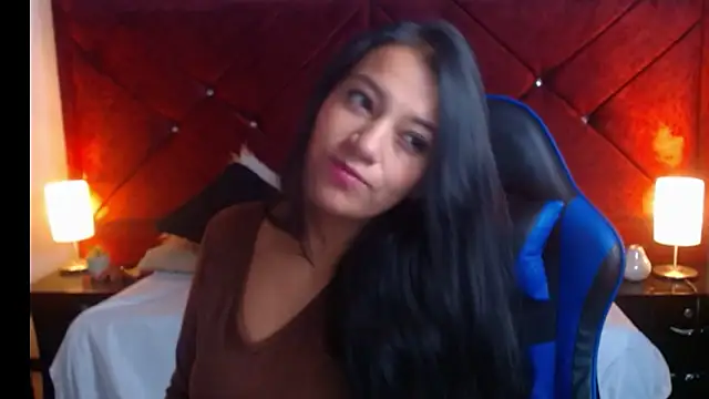 Julietacollins06 online show from March 2026 02:17:01 PM