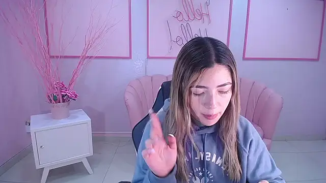 Snapshot of channel_blonde_a chatting on January 2025 04:37:01 PM channel blonde a online show from January 2025 04:37:01 PM