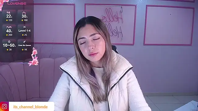 Snapshot of channel_blonde_a chatting on January 2025 04:30:02 PM channel blonde a online show from January 2025 04:30:02 PM