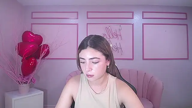 Snapshot of channel_blonde_a chatting on February 2025 04:31:02 PM channel blonde a online show from February 2025 04:31:02 PM