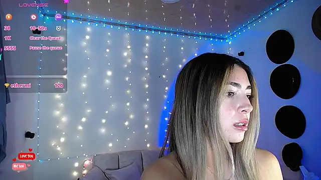 Snapshot of channel_blonde_a chatting on March 2025 10:10:02 PM channel blonde a online show from March 2025 10:10:02 PM