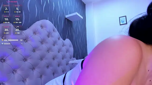 Snapshot of brianaGuzman chatting on February 2025 04:42:02 PM brianaGuzman online show from February 2025 04:42:02 PM