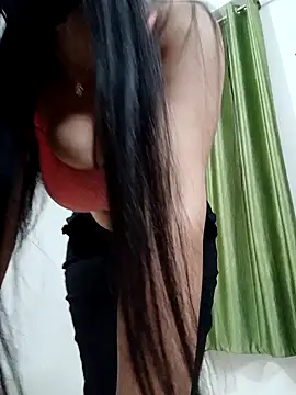 Snapshot of aaliya_bhattt chatting on December 2024 03:41:02 PM aaliya bhattt online show from December 2024 03:41:02 PM