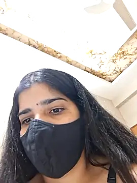 aaliya bhattt online show from April 2026 03:24:01 PM