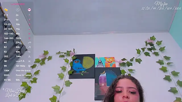 Mxss Honey online show from October 2025 09:32:01 AM