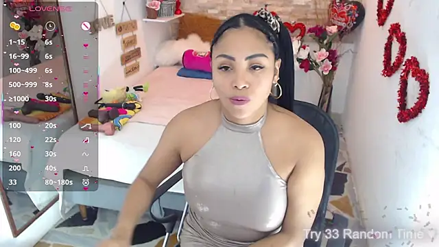 Snapshot of CindyWilliams_ chatting on February 2025 06:32:02 PM CindyWilliams online show from February 2025 06:32:02 PM