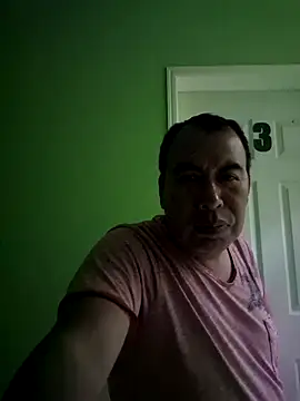 Snapshot of Piter1022 chatting on September 2025 11:27:01 PM Piter1022 online show from September 2025 11:27:01 PM