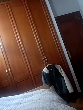 AAngel20 online show from November 2025 10:44:02 PM