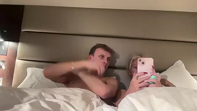 BendyBarbie online show from February 2026 09:24:01 PM