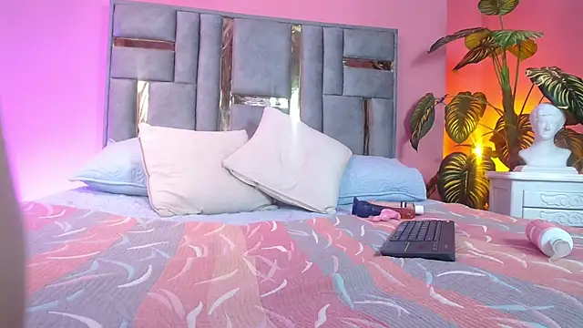 Bianca ks online show from March 2025 09:15:02 AM