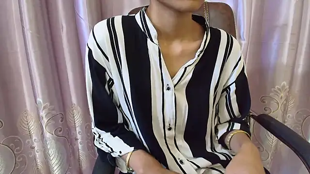 Srabontii online show from October 2025 10:37:01 AM