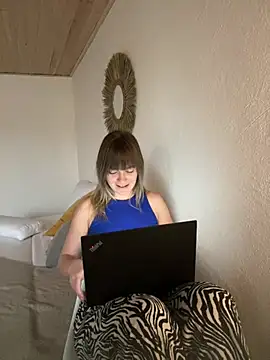 Snapshot of Milla__one chatting on December 2024 01:19:02 PM Milla  one online show from December 2024 01:19:02 PM