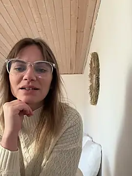 Snapshot of Milla__one chatting on February 2025 08:05:02 AM Milla  one online show from February 2025 08:05:02 AM