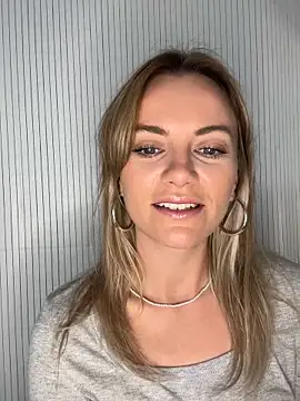 Snapshot of Milla__one chatting on September 2025 06:47:02 AM Milla  one online show from September 2025 06:47:02 AM