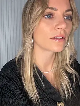 Snapshot of Milla__one chatting on September 2025 07:02:01 AM Milla  one online show from September 2025 07:02:01 AM