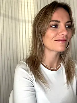 Snapshot of Milla__one chatting on October 2025 06:08:02 AM Milla  one online show from October 2025 06:08:02 AM