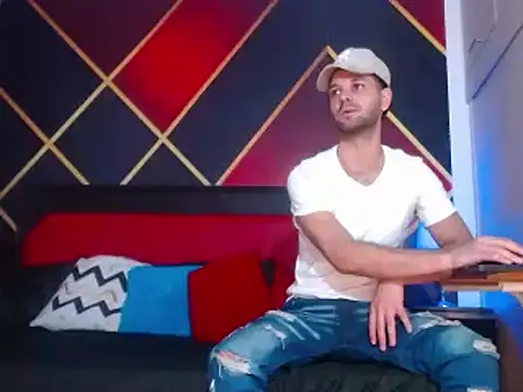 CindyandCarlo online show from January 2025 03:44:01 PM