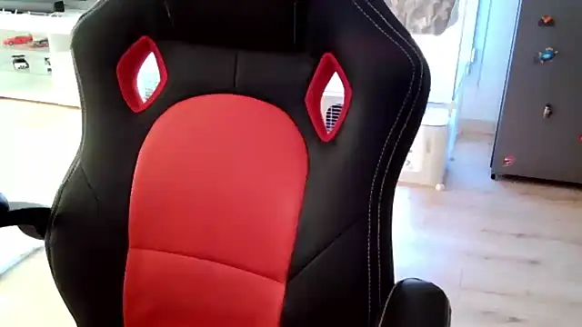 ElViko11 online show from November 2025 02:43:02 PM