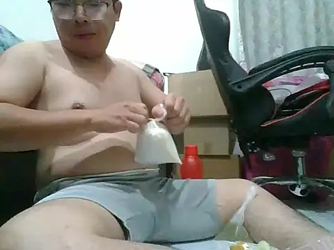 shyboymasturbation online show from January 2025 03:44:01 PM